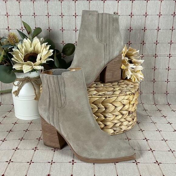 Marc Fisher Shoes - Marc Fisher LTD Oshay Tan Suede Pointed Toe Ankle Boots Size 7.5